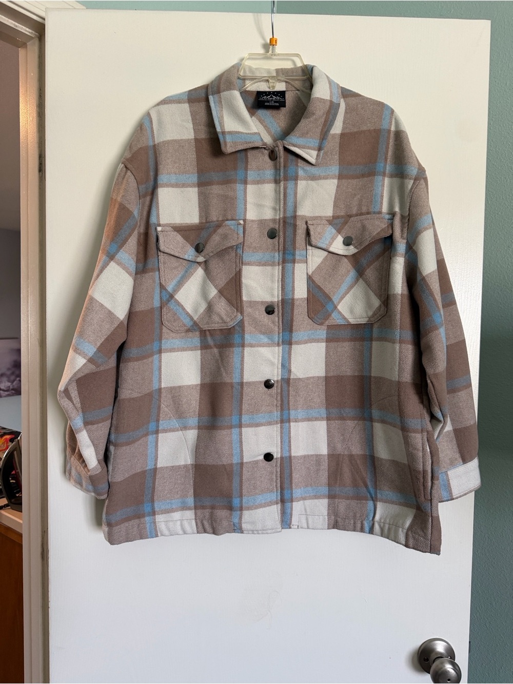 HFX Plaid Shacket L Heavy Flannel Shirt Jacket Cream Blue Taupe Snap Front- EUC
